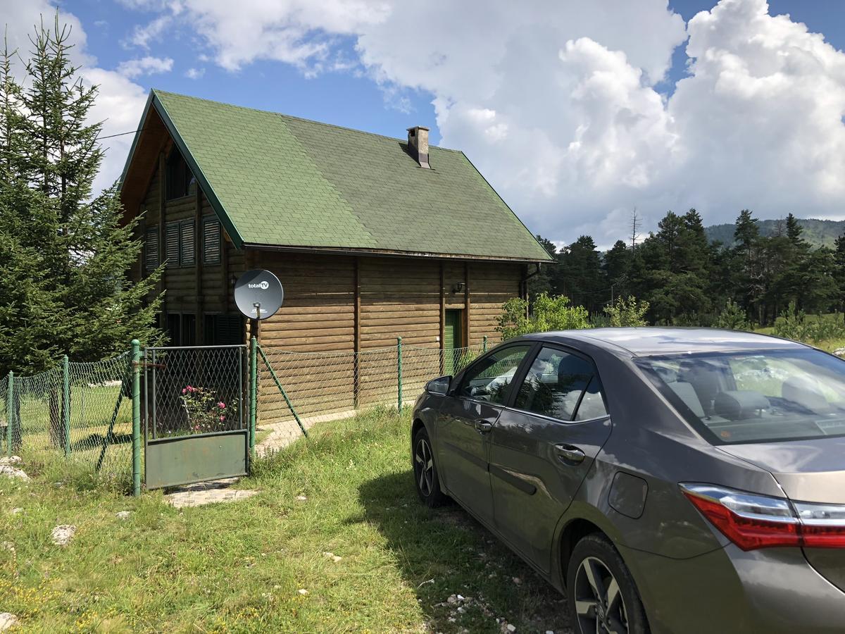 Kuca U Borju - House In Pines Apartment Zabljak  Exterior photo